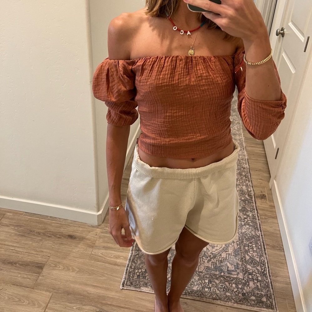 Fitted cropped //going out top // burnt orange